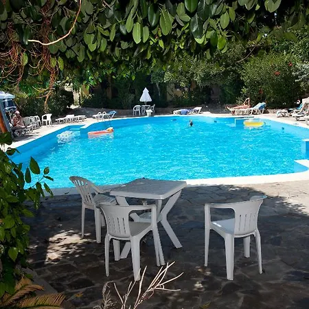 Kalydna Island 3* Panormos (Kalymnos)