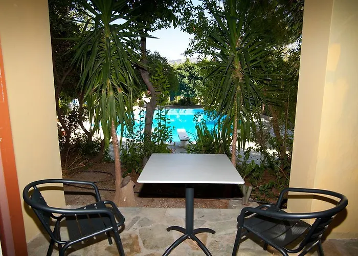 Hotel Kalydna Island 3*