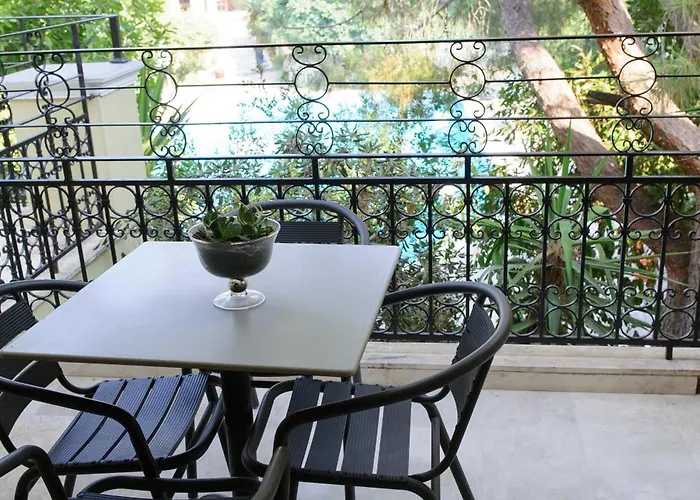 Hotel Kalydna Island 3*