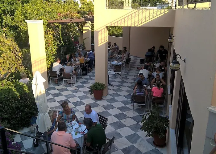 Hotel Kalydna Island 3*